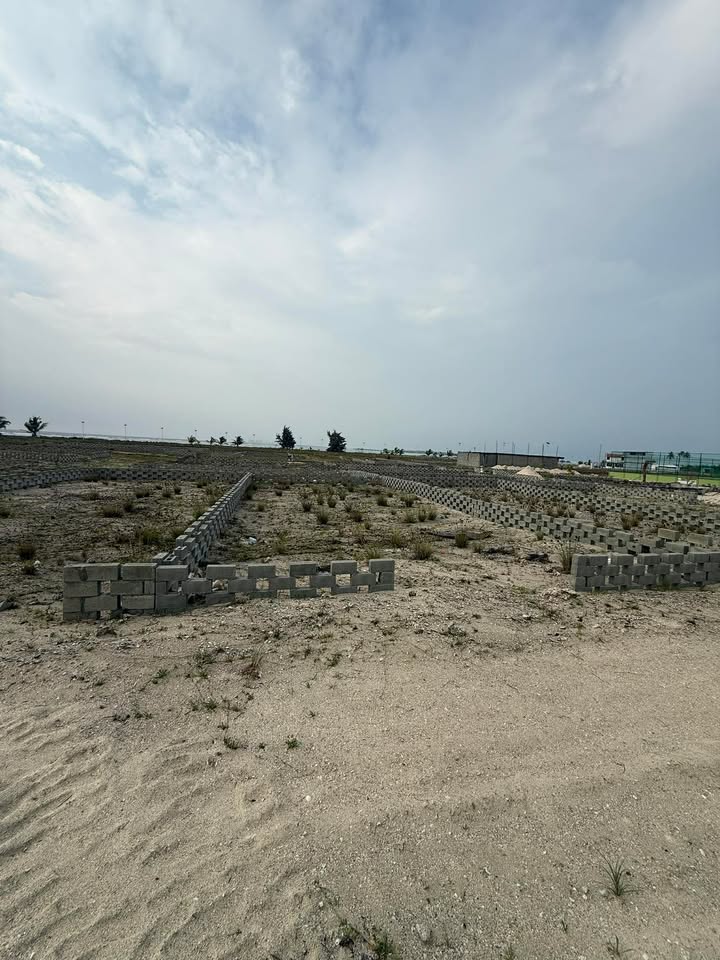 1600 sqft Land for Sale from K. Himmafushi Secure a premium plot in one of the Maldives’ best islands. Limited availability act fast! Contact us now , via WhatsApp / Viber: 9409119 / 7661615.