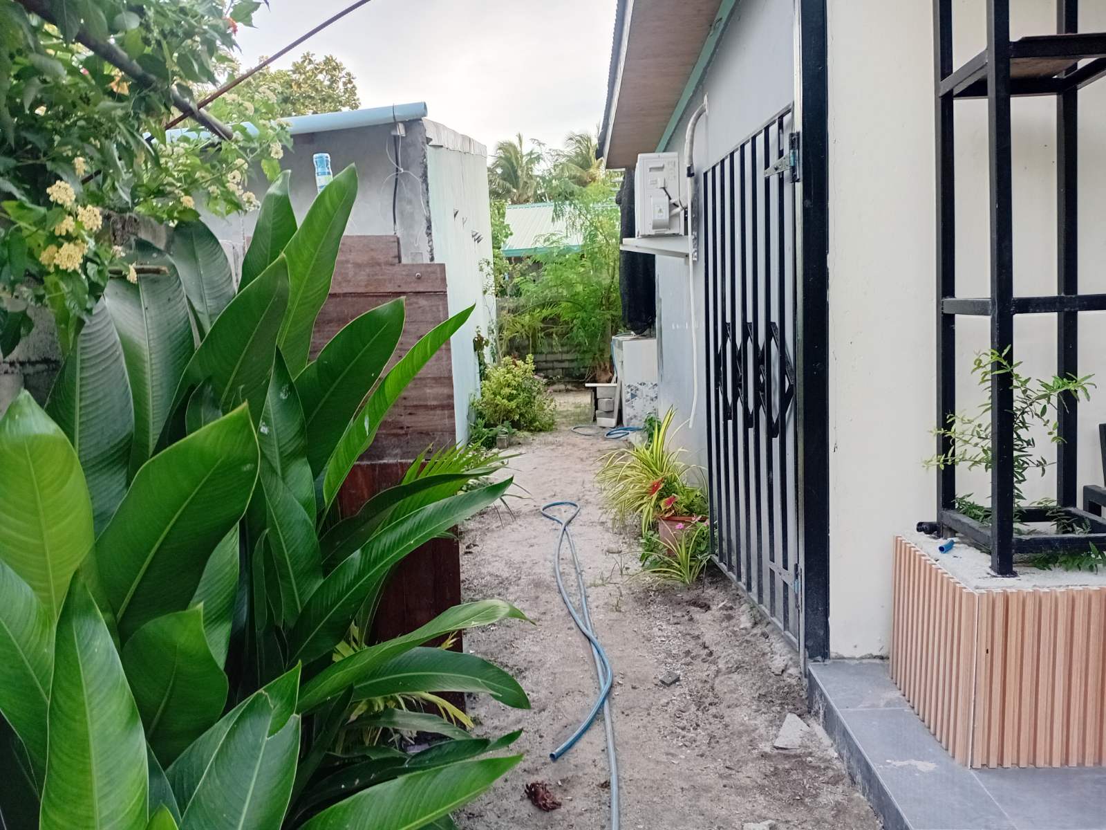 3 Bedroom – 2 Floor Apartment ( 1915 sqft) for Sale, Near beach